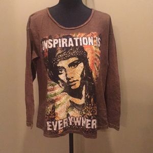 Long sleeve T-shirt